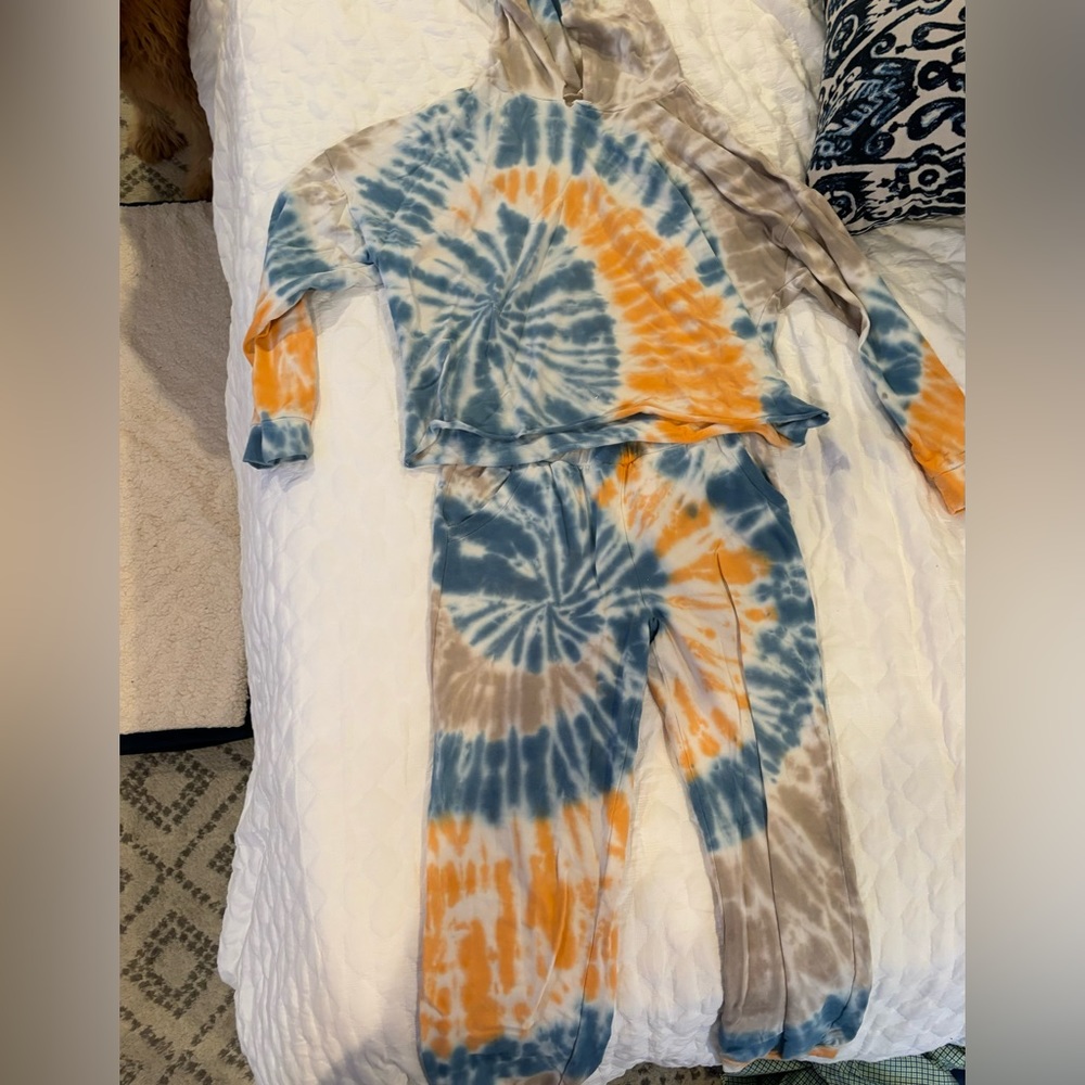 Jogging Set - image 1